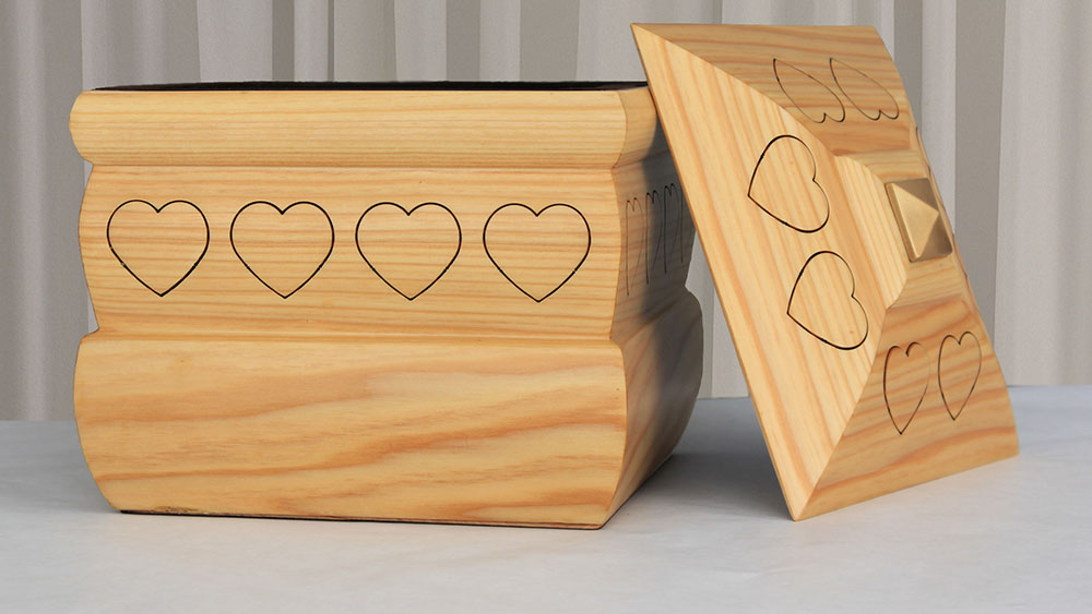 Urna Cineraria In Legno Per Adulti - Scrigno Con Motivo Cuori Incrinati - Gregspol Ltd